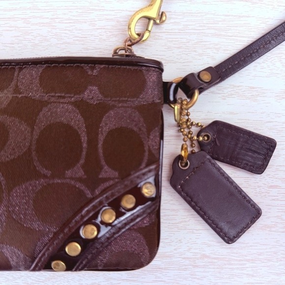 Vintage Y2K COACH Wristlet Clutch 2 Tags Monogram Studs Brown Shimmer Purse Logo